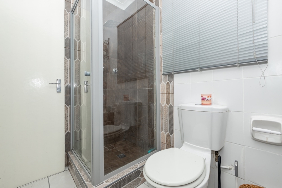 2 Bedroom Property for Sale in Windsor Park Western Cape